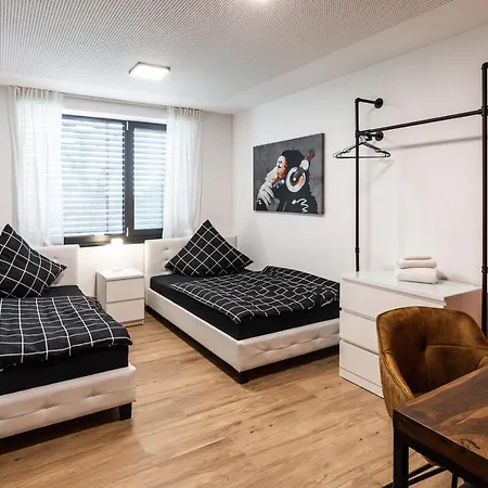 Проживание в семье Neckarwestheimer Neckarwestheim